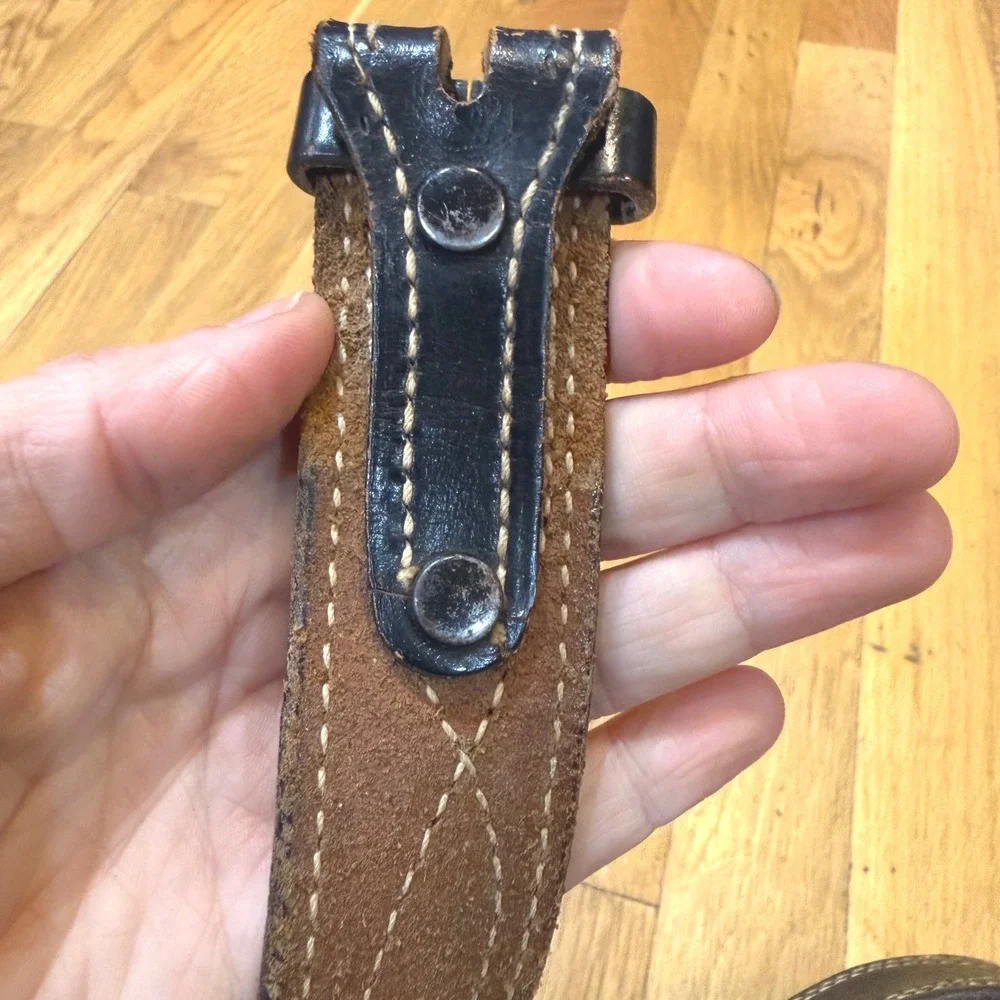 Vintage Distressed Black Leather Belt Diamond Contrast Stitch‎ No Buckle 32